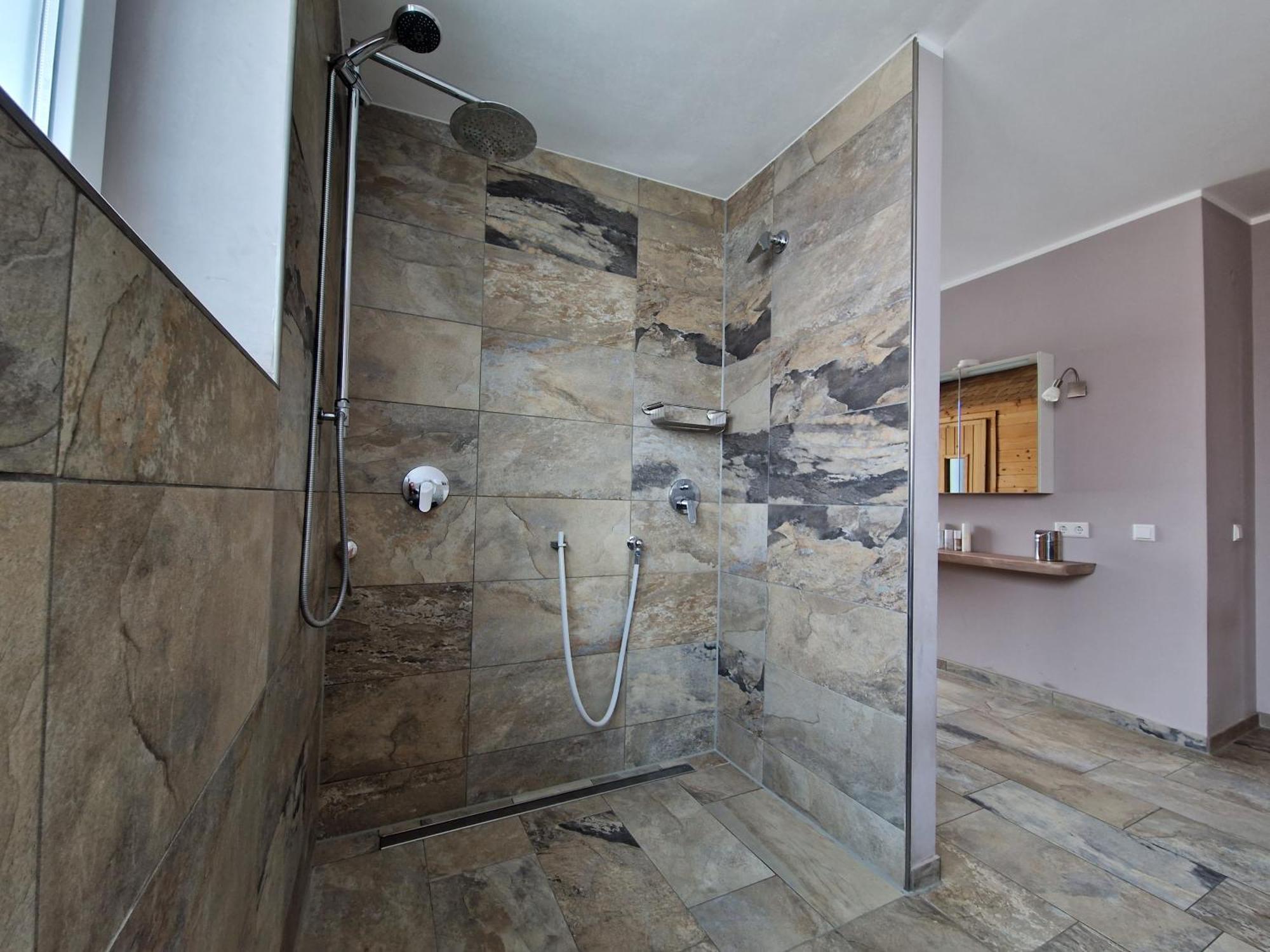 Wohnung Mit Sauna, Garten & Schwimmteich Bietigheim-Bissingen Kültér fotó