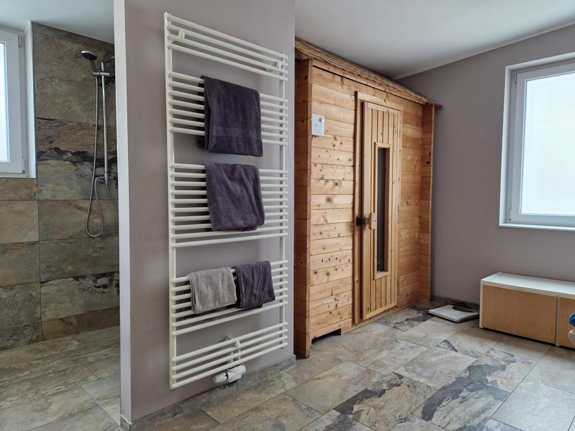 Wohnung Mit Sauna, Garten & Schwimmteich Bietigheim-Bissingen Kültér fotó